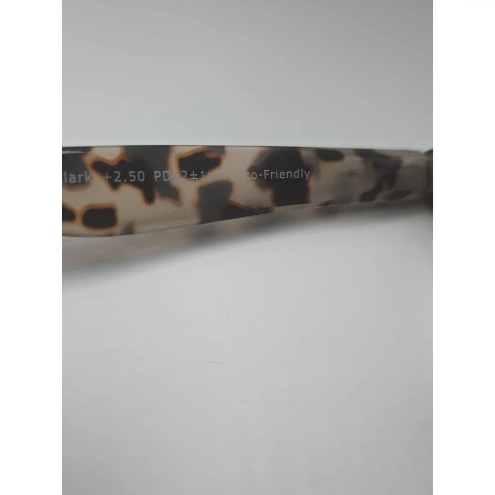Peepers Grey Tortoise Blue Light Block Reading Glasses 2600 Clark +2.50 Academia
